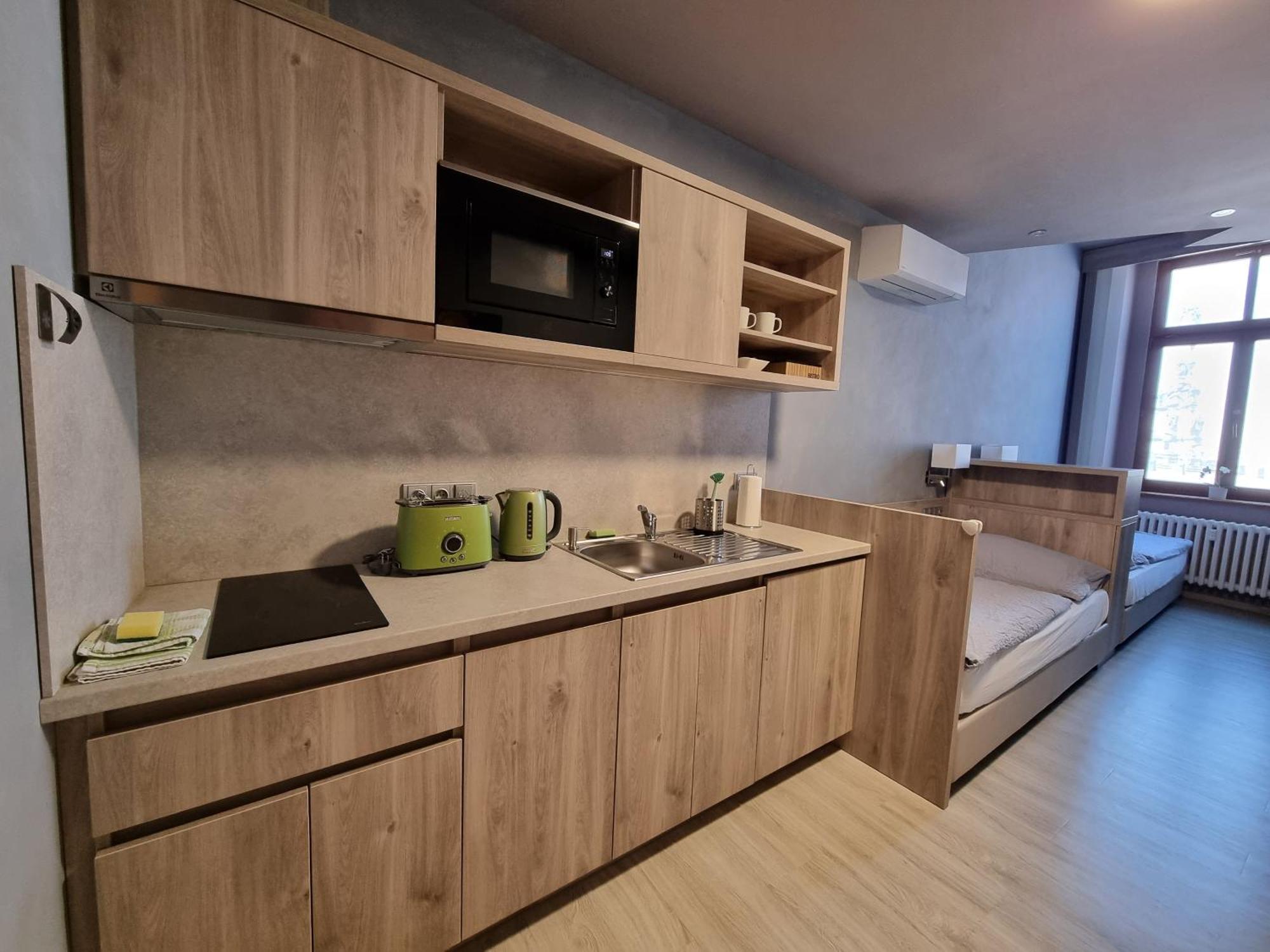 Apartmany Etenia Kadan Ngoại thất bức ảnh